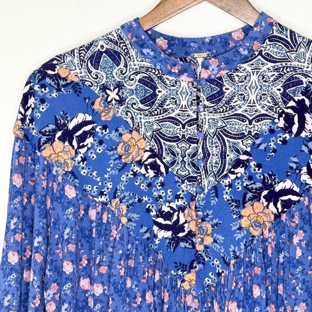 Free People Blue Boho Floral Print Long Flutter Sleeve Blouse Tunic - Women’s US - Picture 3 of 9